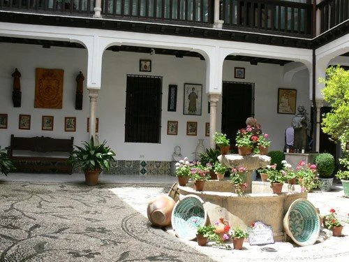 Casa de los Pisa - Museo de San Juan de Dios