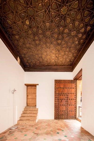 Espacio del Mes de febrero en la Alhambra: el vestíbulo del Alcázar, dentro de los Palacios Nazaríes