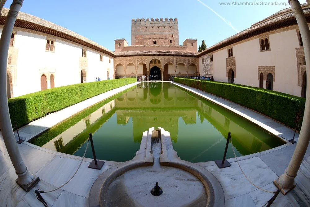 La Alhambra de Granada ofrece un nuevo programa de actividades en familia
