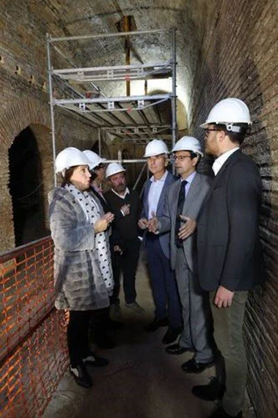 La Alhambra comienza la restauración de las Torres Bermejas hallando estructuras originales (S. XIII)