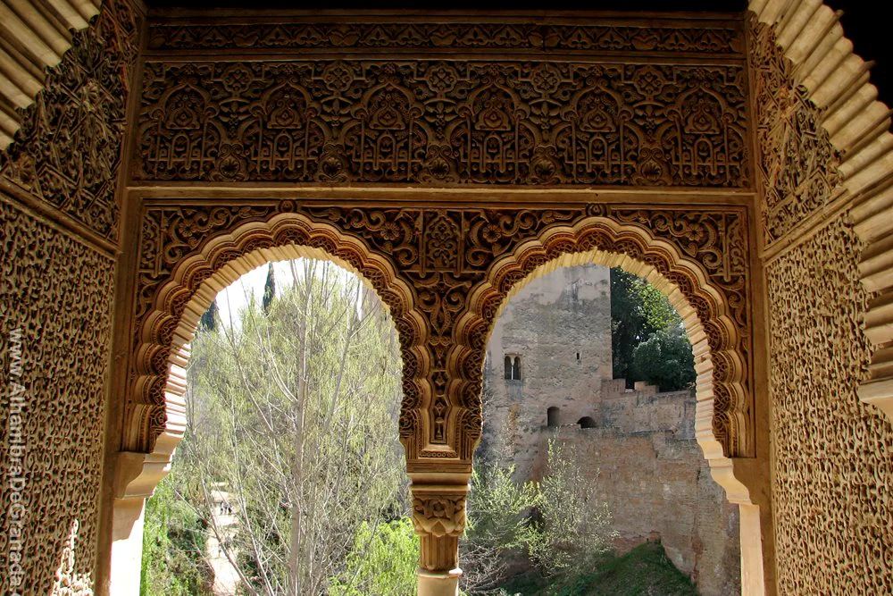 Interior de la Torre de la Cautiva