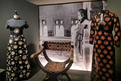 Exposición temporal en la Alhambra: “Henry Clarke y la moda en España bajo el influjo de la Alhambra”