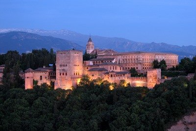 La Alhambra de Granada, tercera maravilla de España y décimo segunda de Europa