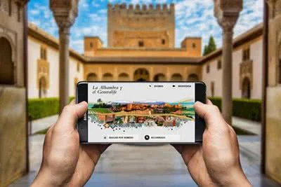 La Alhambra estrena nuevo servicio de guiado multimedia accesible