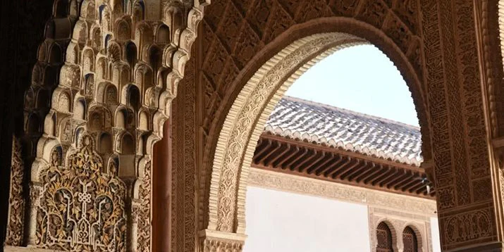 Visitas guiadas a la Alhambra al completo privadas - Palacios Nazaríes, Alcazaba, Generalife y Jardines