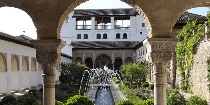Visitas guiadas a la Alhambra SIN Palacios Nazaríes - Alcazaba, Generalife y Jardines. NO incluye los Palacios Nazaríes.
